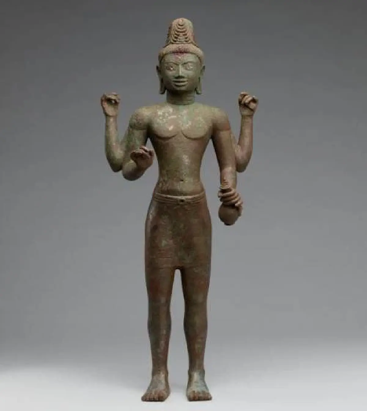 สหรัฐฯ ถอดถอนแล้ว 4 รูปปั้นสำริดอายุพันปี เตรียมส่งคืนไทย