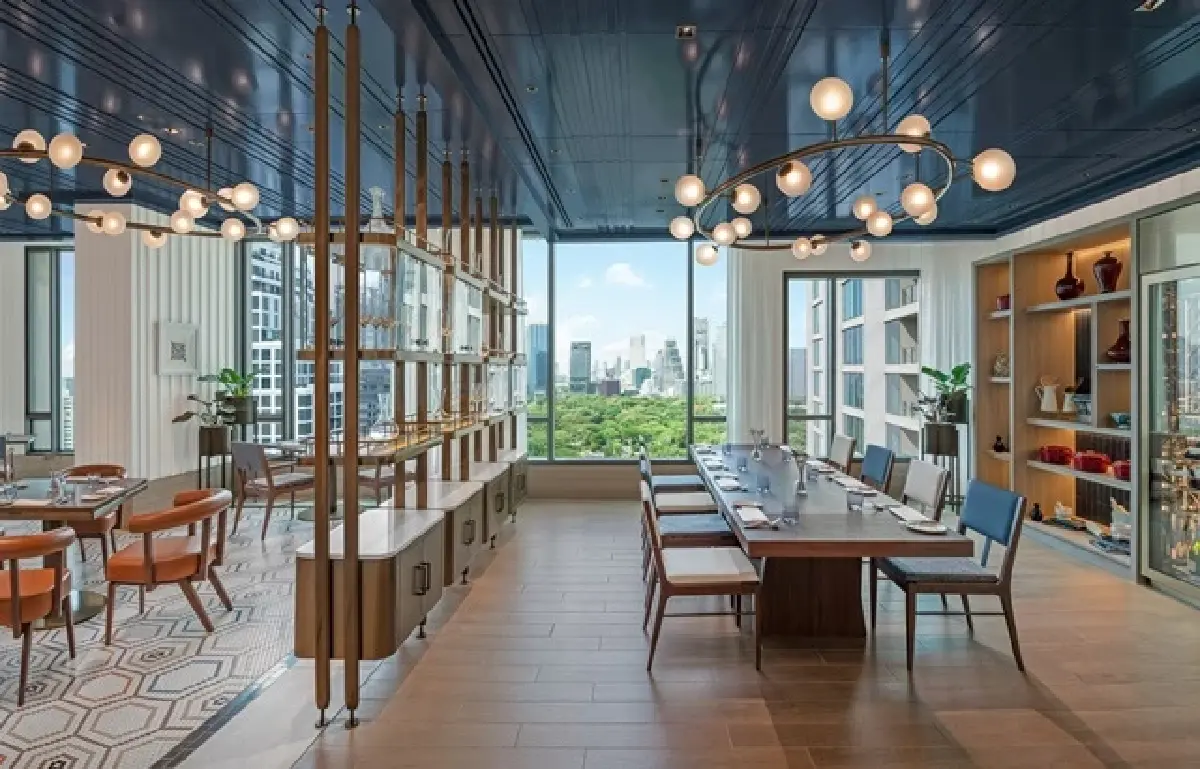 'เซตอาหารกลางวันชุดใหม่' Menu Du Jour ณ ห้องอาหารบิสโทร เดอ ลา แมร์