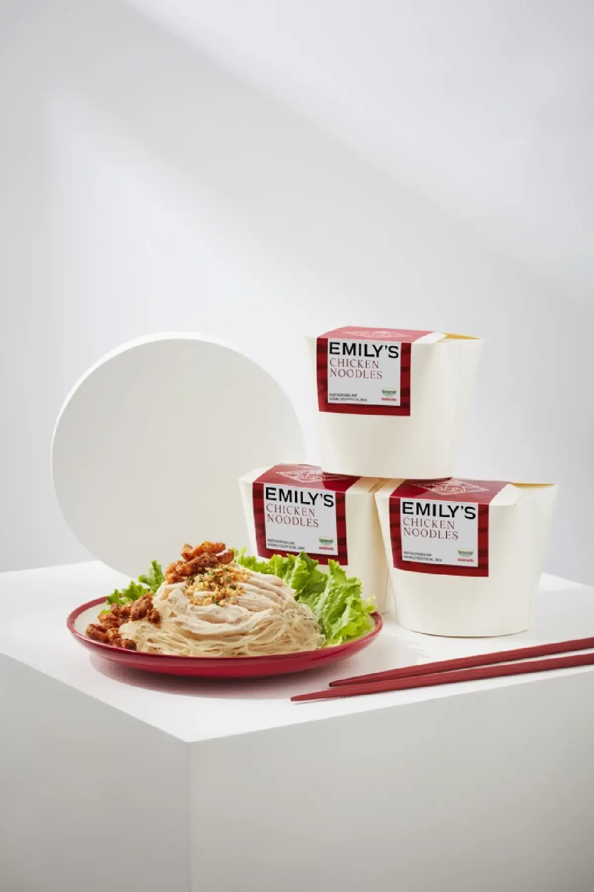 EMILY’S หมี่ไก่ฉีก ลุ้นแตะ ‘500 ล้านบาท’ ขายได้เดือนละ ‘1 ล้านกล่อง’ เตรียมบุกต่างประเทศด้วย