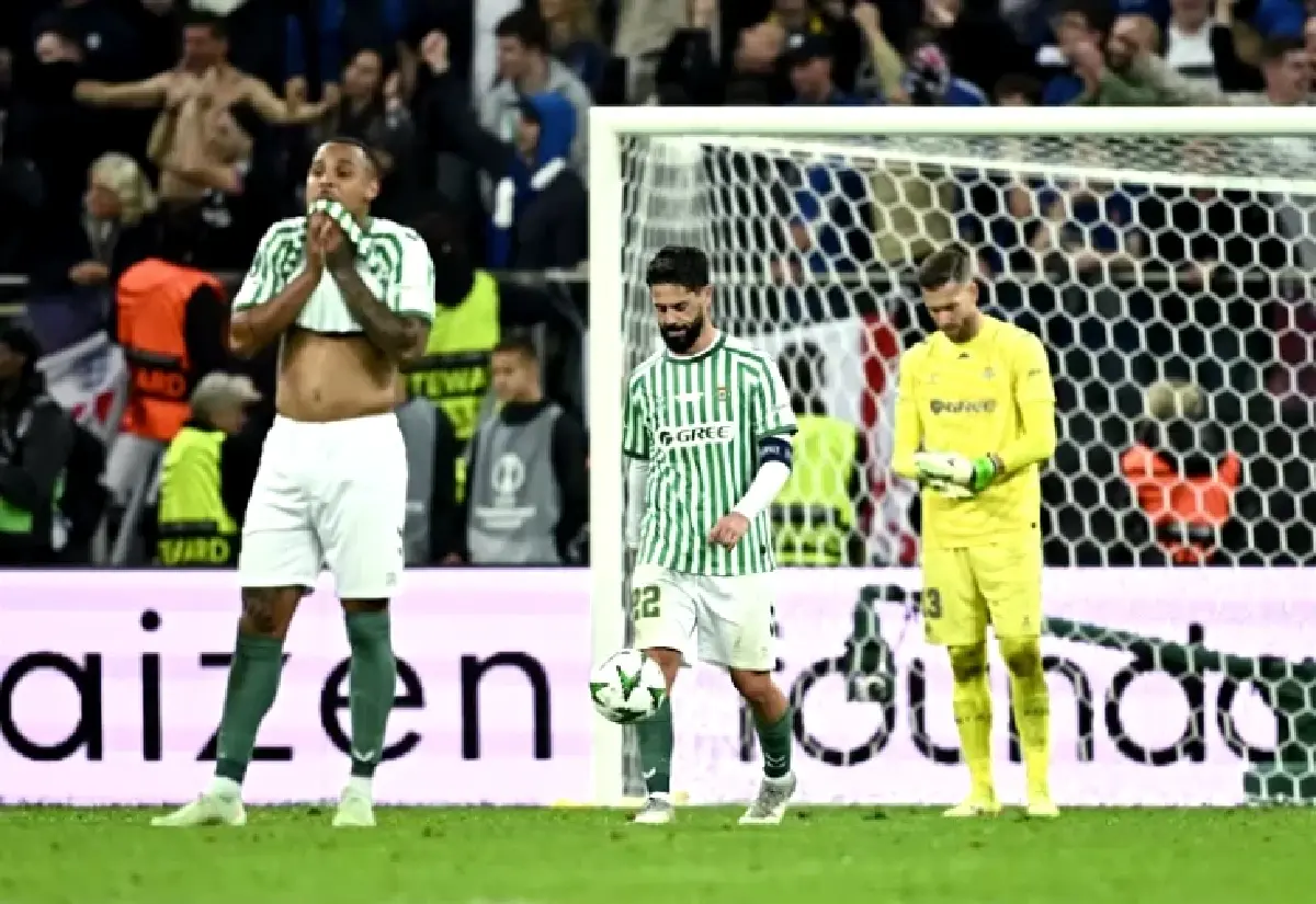 'เชลซี' แชมป์คอนเฟอเรนซ์ ลีก ทำสถิติใหม่ ทีมแรกคว้าแชมป์ยุโรปครบ