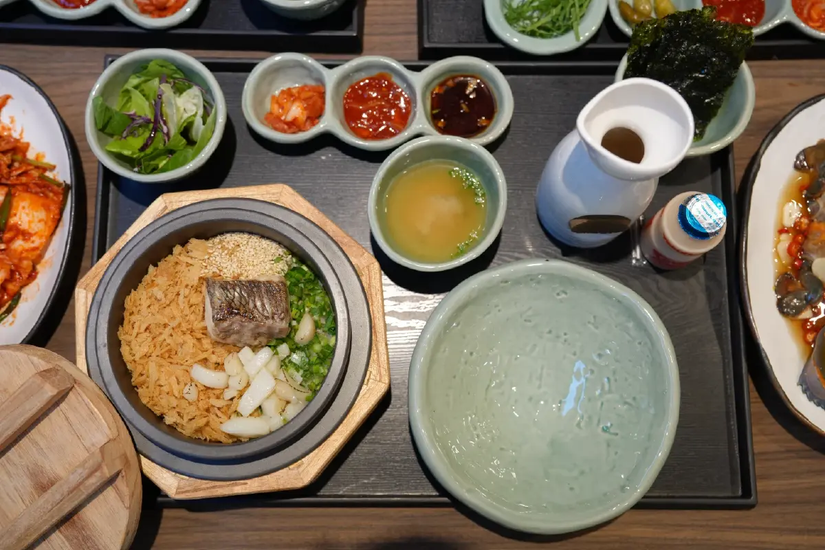 ไม่ต้องไปถึงเกาหลี 'SOLSOT' ยกทัพข้าวอบเกาหลีที่เซ็นทรัลเวิลด์