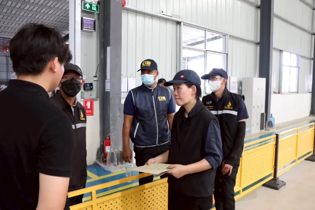 \'เอกนัฏ\' ส่งทีมสุดซอย บุกสอยโรงงานศูนย์เหรียญ ซุกเขตฟรีโซน