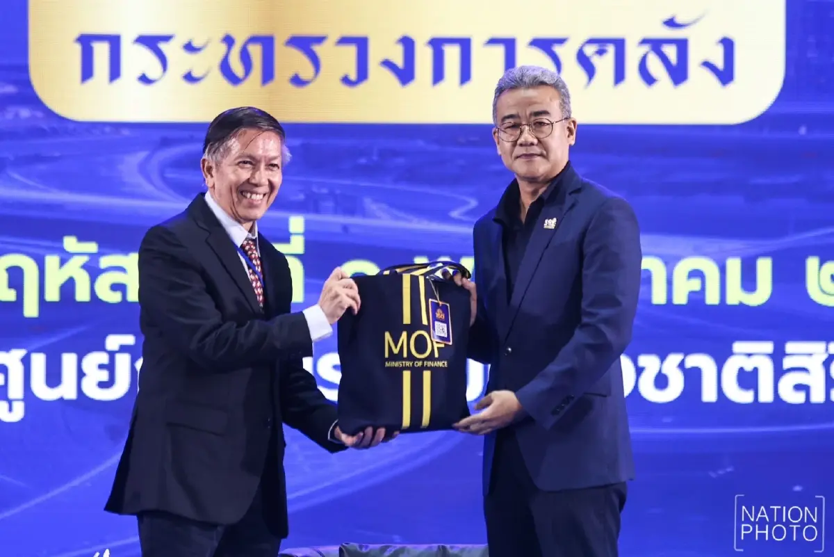 'สุรชาติ' เตือนไทยเตรียมพร้อม 15 ข้อ รับมือ 'วิกฤตภาษีทรัมป์'