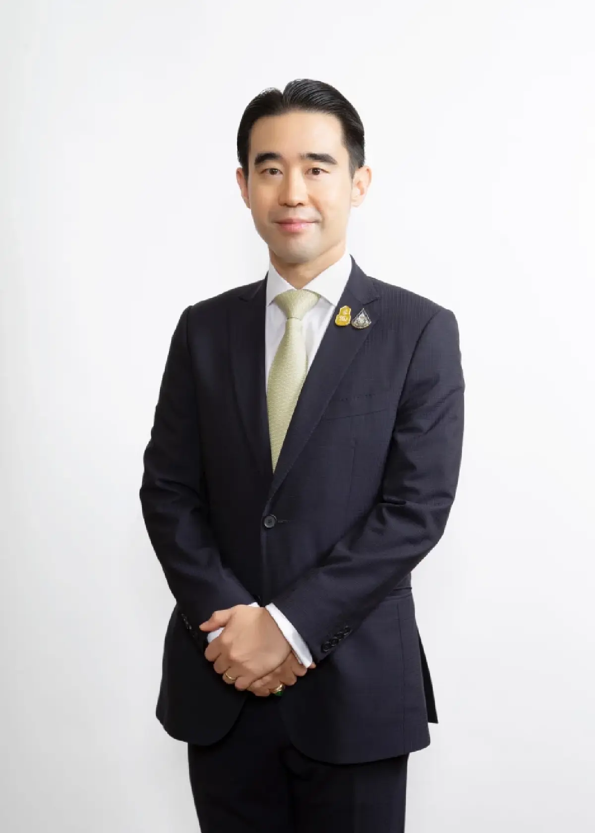 ‘ชุดนักเรียน’ 5 พันล้านหืดจับ!  ผู้ผลิต-ค้าปลีก หั่นราคาชิงกำลังซื้อ