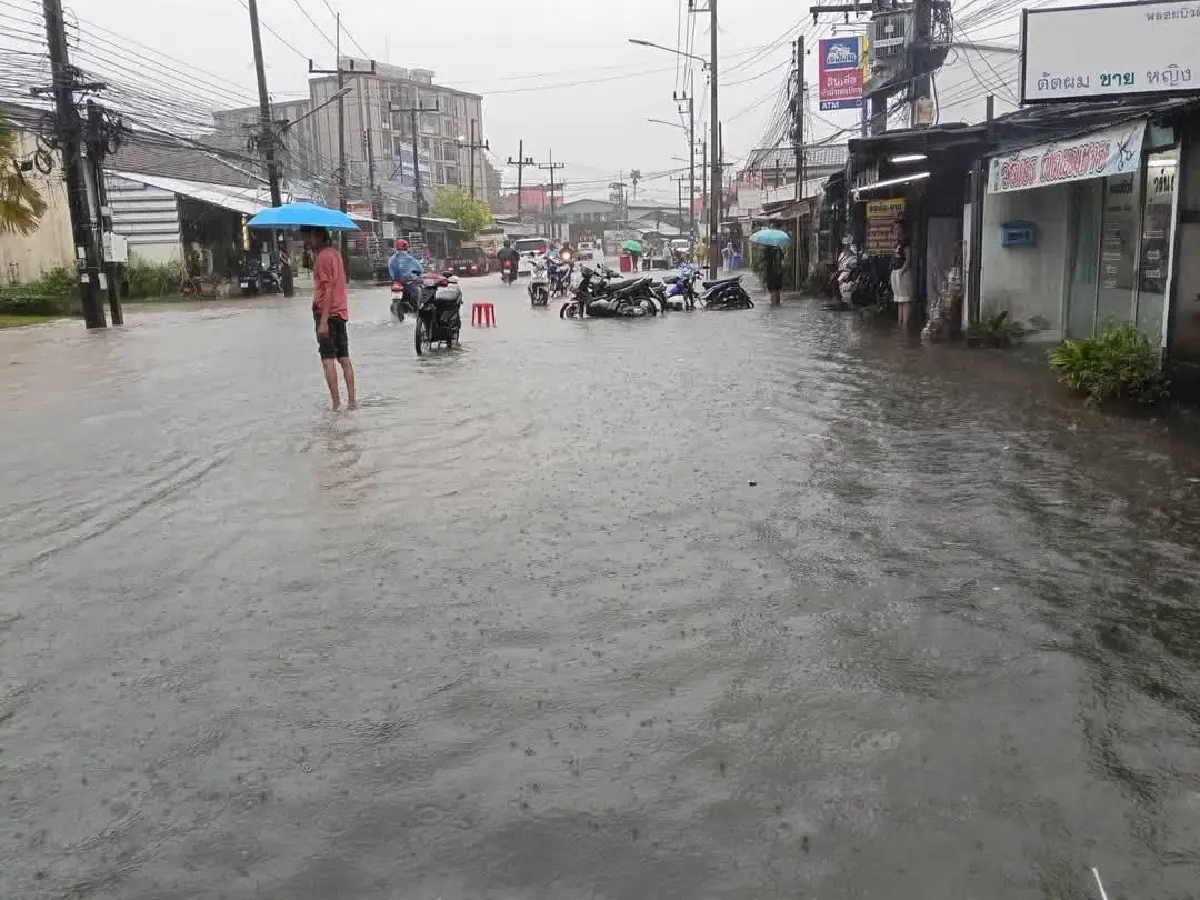ด่วน ภูเก็ตฝนตกหนักต่อเนื่อง มีน้ำท่วมขัง เฝ้าระวังใกล้ชิด
