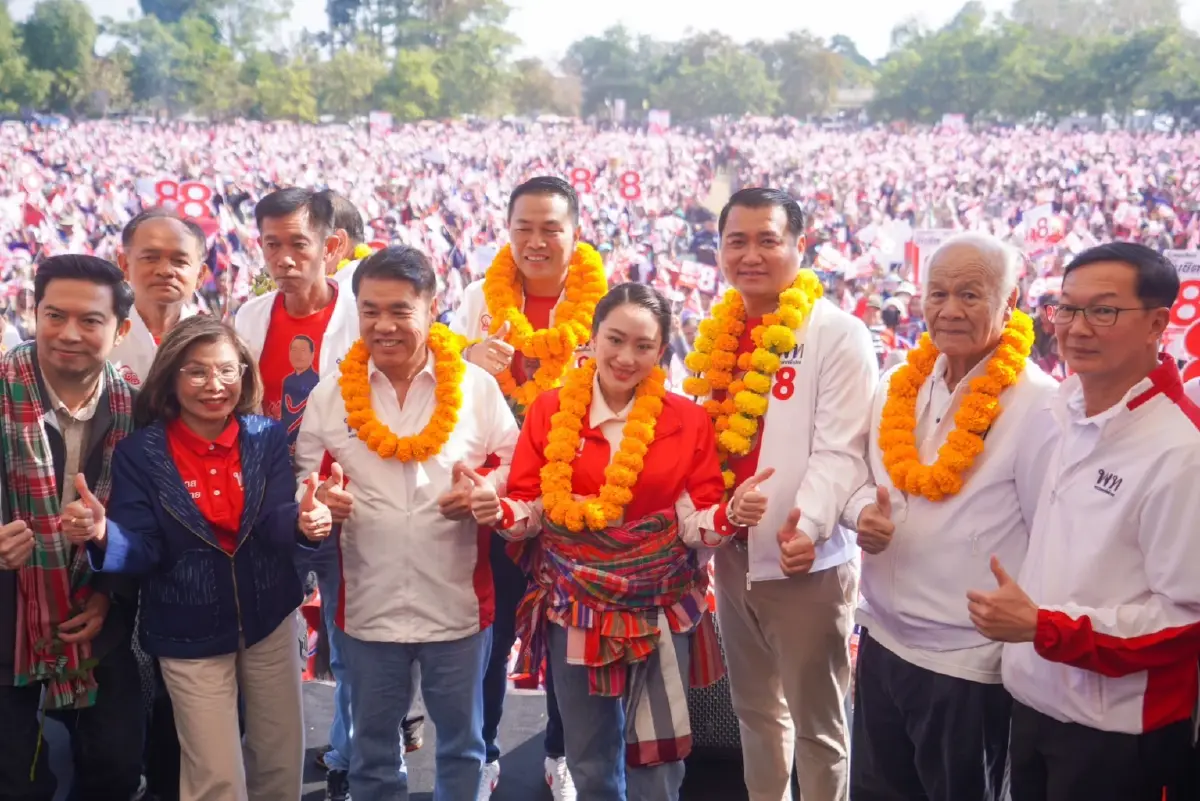 สิงห์อีสานเหนือ ‘มนพร’นครพนม จัดทัพ แดงริมโขง รุกฆาต‘สีน้ำเงิน’