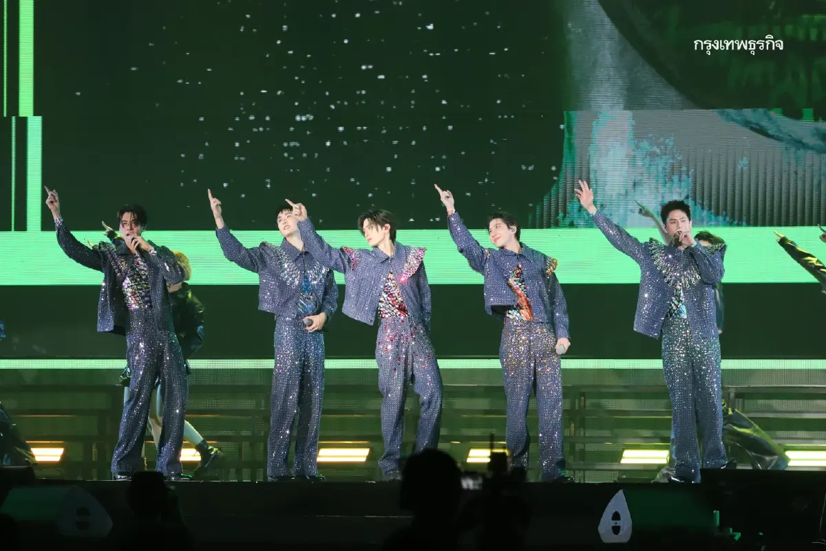 ‘LOVE OUT LOUD FAN FEST 2025’ 11 คู่จิ้นเสิร์ฟโชว์เต็มอิ่ม 2 วัน ติดเทรนด์โลก ‘อันดับ 1’