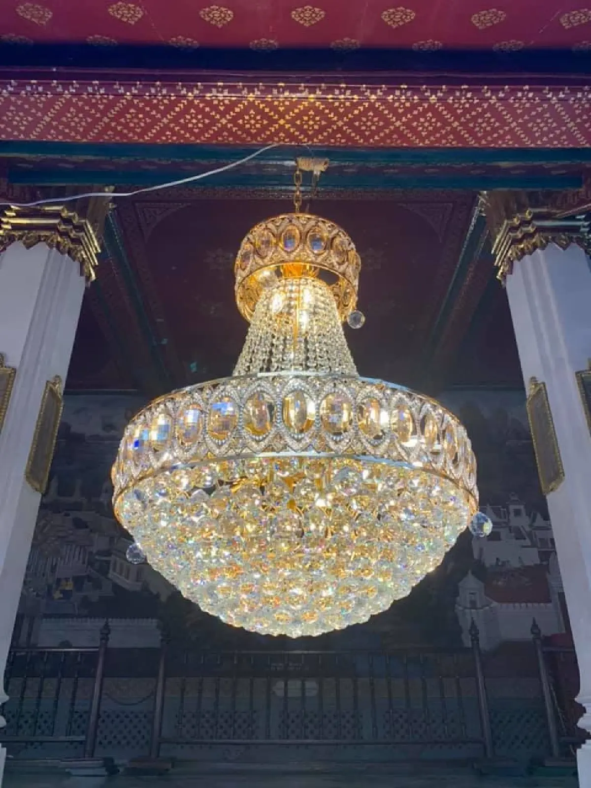 โคมตรา เครื่องสักการะพระราชพิธีวิสาขบูชา