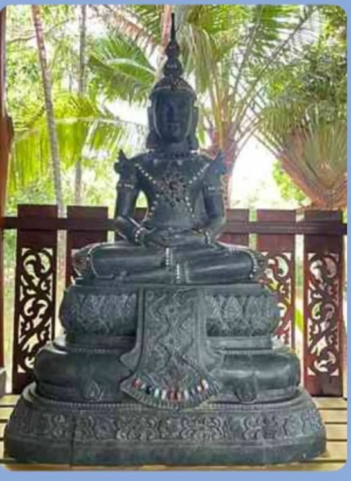 มทภ.2 ตรวจฐานภูมะเขือ ลั่น ปกป้องอธิปไตย อย่าให้ใครรุกราน ชี้ประชาชนส่งแรงใจ