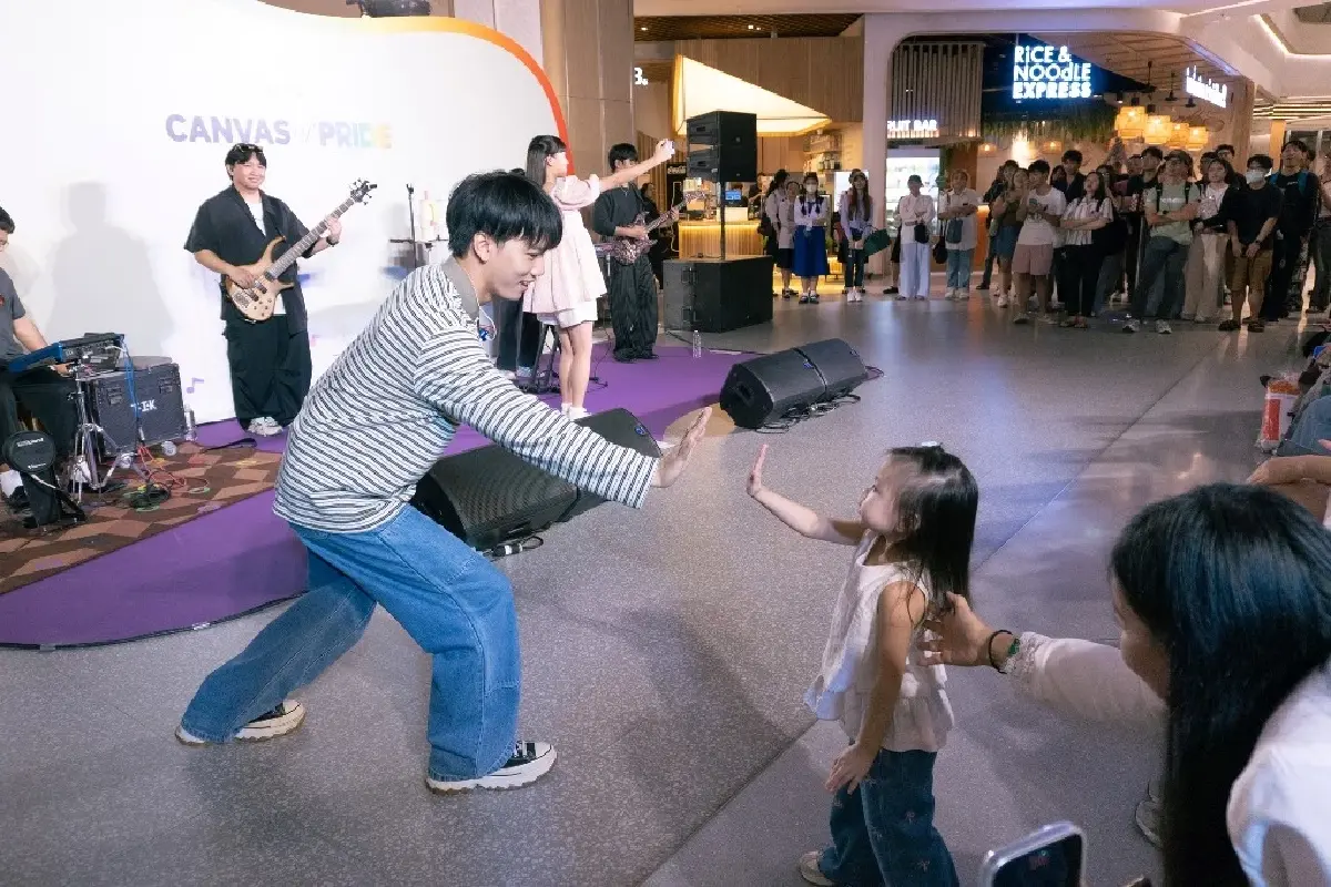 ควีนคริสติน่า เตรียมร่วมฉลอง Pride Month ในงาน Canvas of Pride