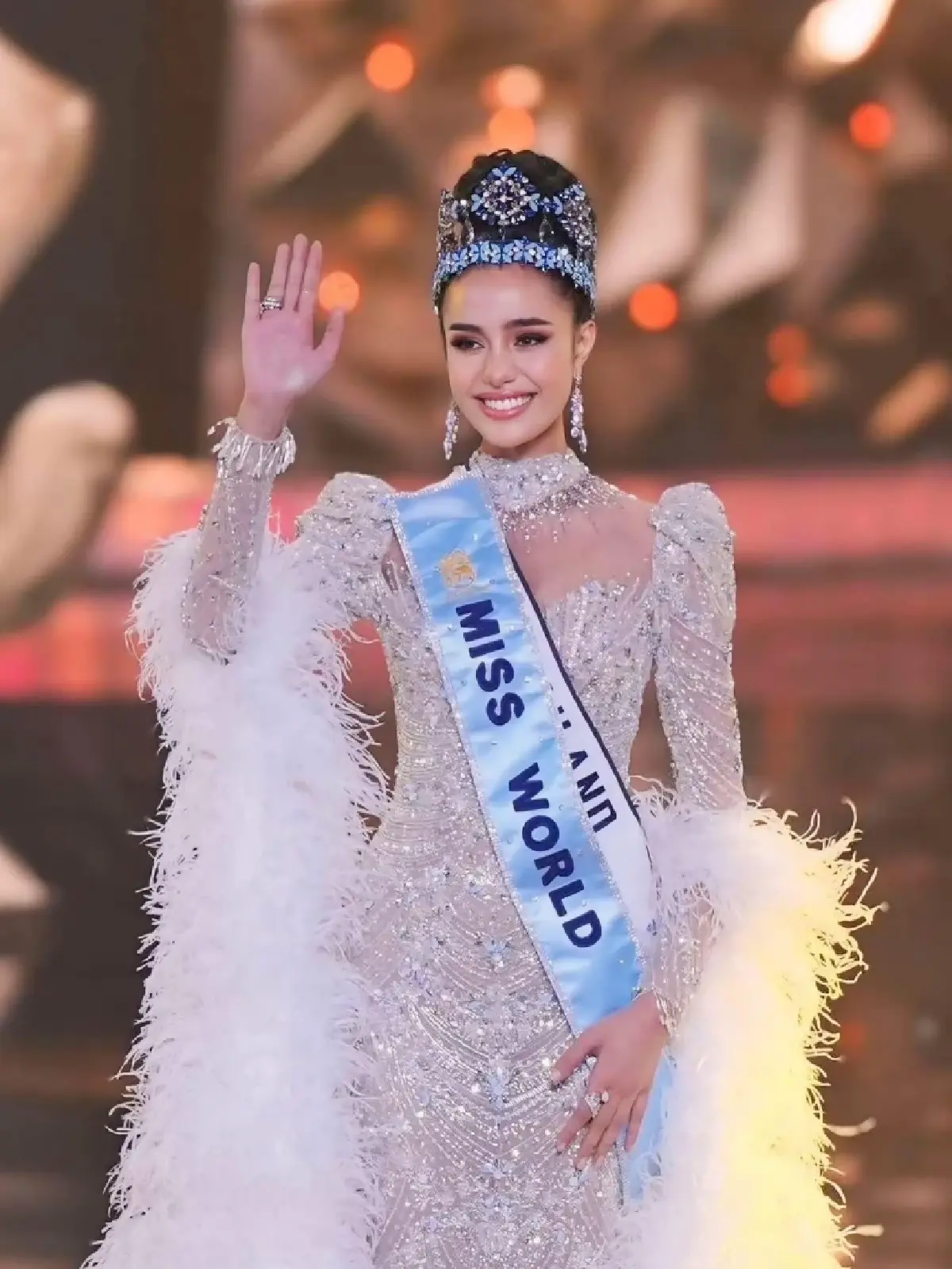 ถ่ายทอดสด ยินดีต้อนรับกลับบ้าน โอปอล สุชาตา Miss World 2025 ของไทย