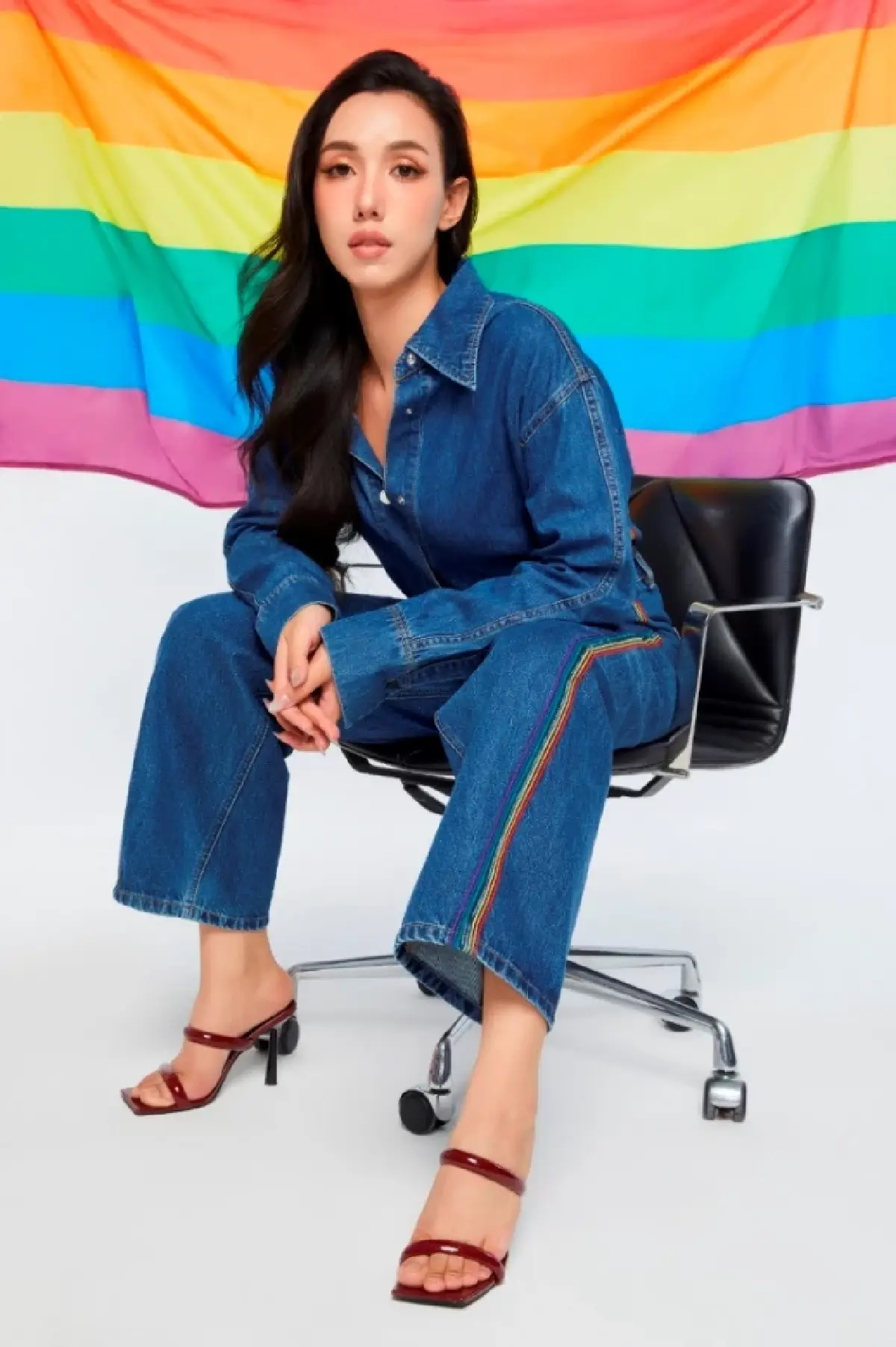 4 แบรนด์แฟชั่น JASPAL GROUP ตีความสัญลักษณ์สีรุ้ง ฉลอง Pride Month