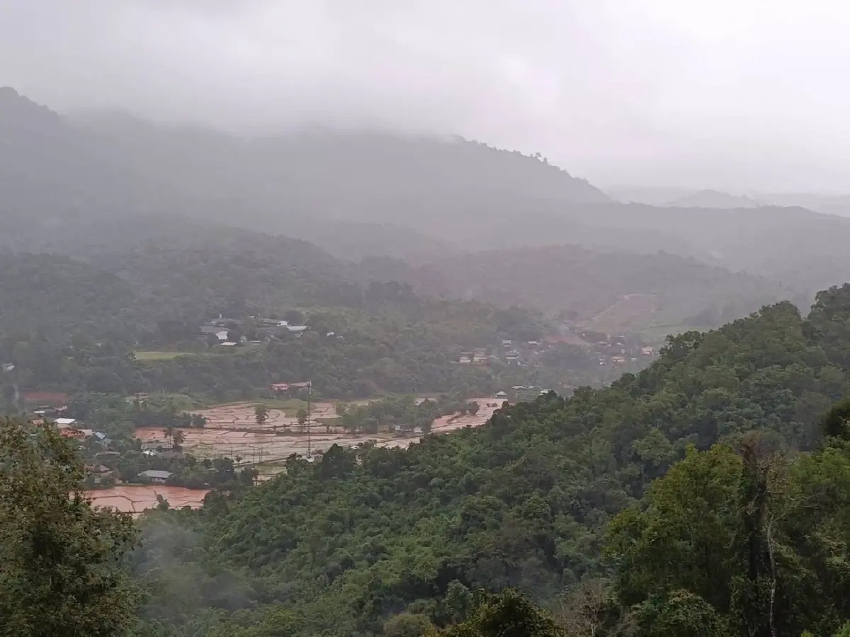 ฝนถล่มภาคเหนือ-อีสาน หนักสุดรอบปี กรมชลประทาน สั่งรับมือน้ำหลาก