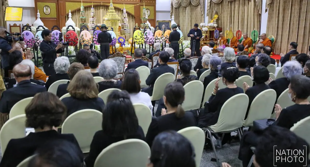 พระราชทานน้ำหลวงอาบศพ 'พล.อ.สุจินดา คราประยูร' อดีตนายกรัฐมนตรี