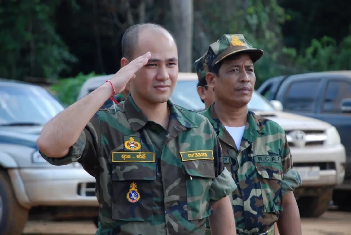 กลยุทธ์ ‘สมเด็จ 5 ดาว’ คู่แค้น ‘ชินวัตร’ เปิดแนวรบการเมือง