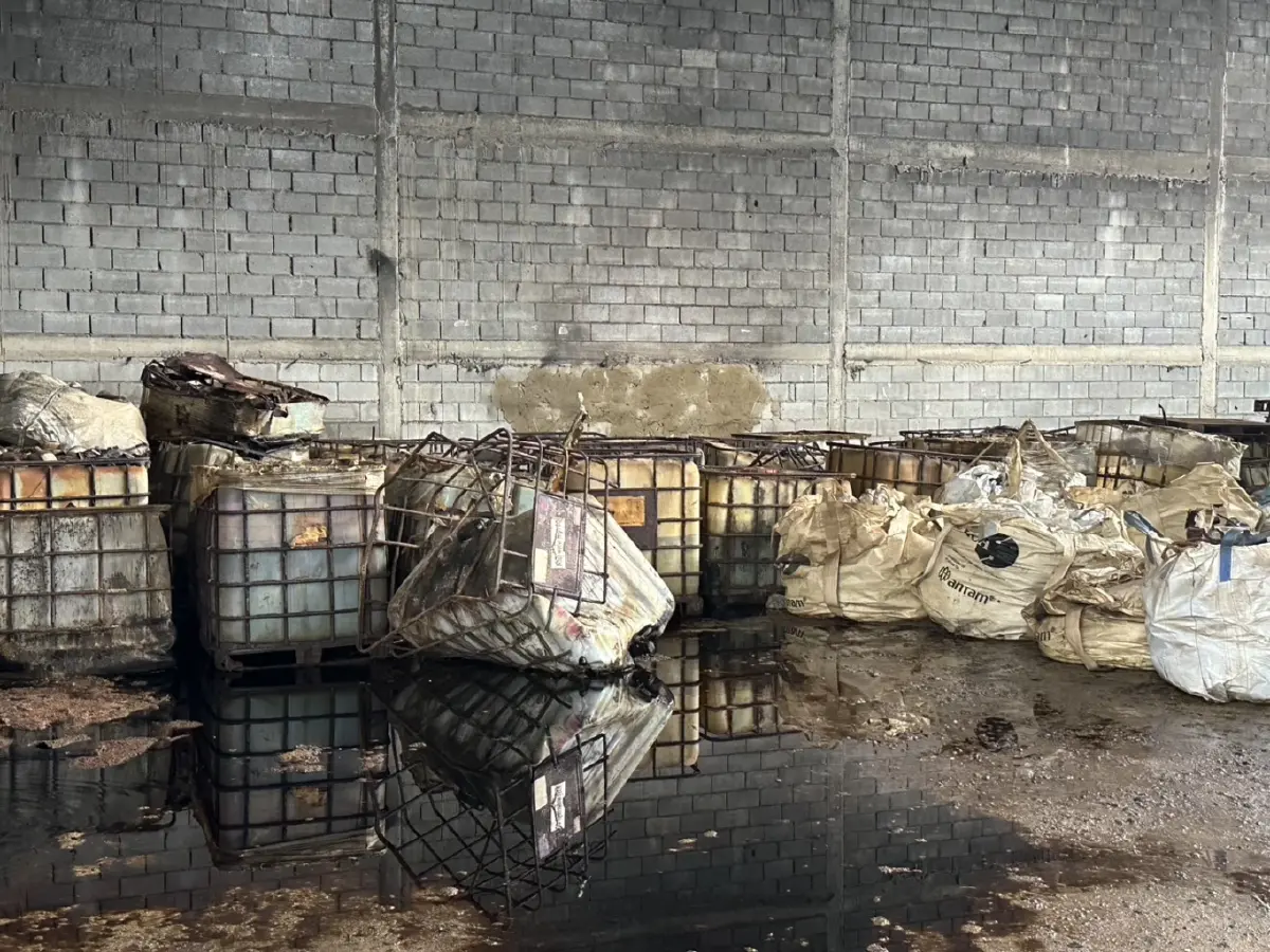 เขย่าเครือข่าย 'ขยะอุตสาหกรรมมรณะ' เจาะลึกต้นตอ หายนะข้ามจังหวัด