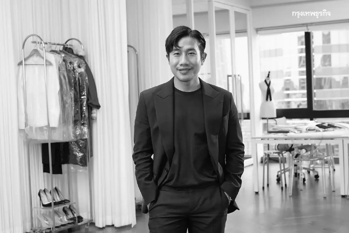 ‘เล่าเรื่อง’ ความเป็นผู้นำ ผ่าน ‘เรื่องเล่า’ ของเสื้อผ้าจาก Poem