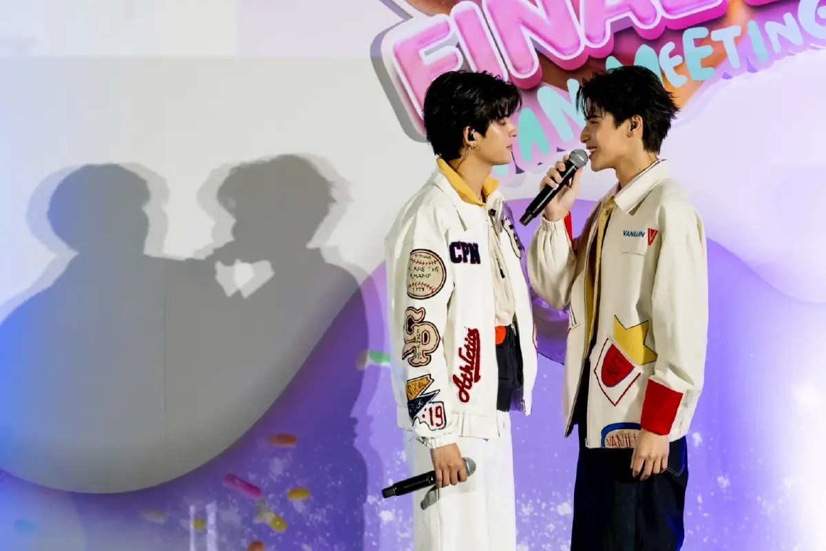 “มาร์ค-โอม” ชวนแฟนๆดูตอนจบ ในงาน “แฟนที่ทันตแพทย์ส่วนใหญ่แนะนำ Final EP. FAN MEETING”