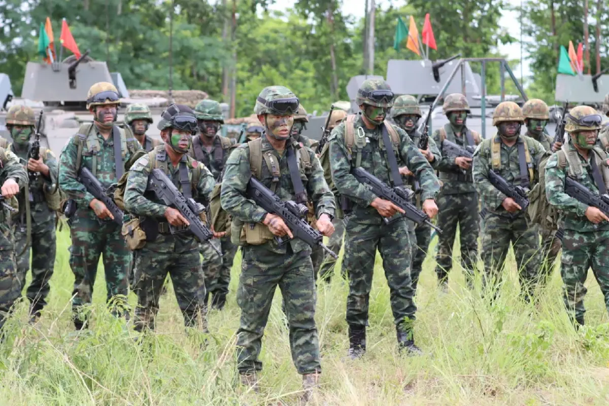 'ผบ.กกล.บูรพา'ตรวจความพร้อมรับทุกภารกิจชายแดน จ.สระแก้ว