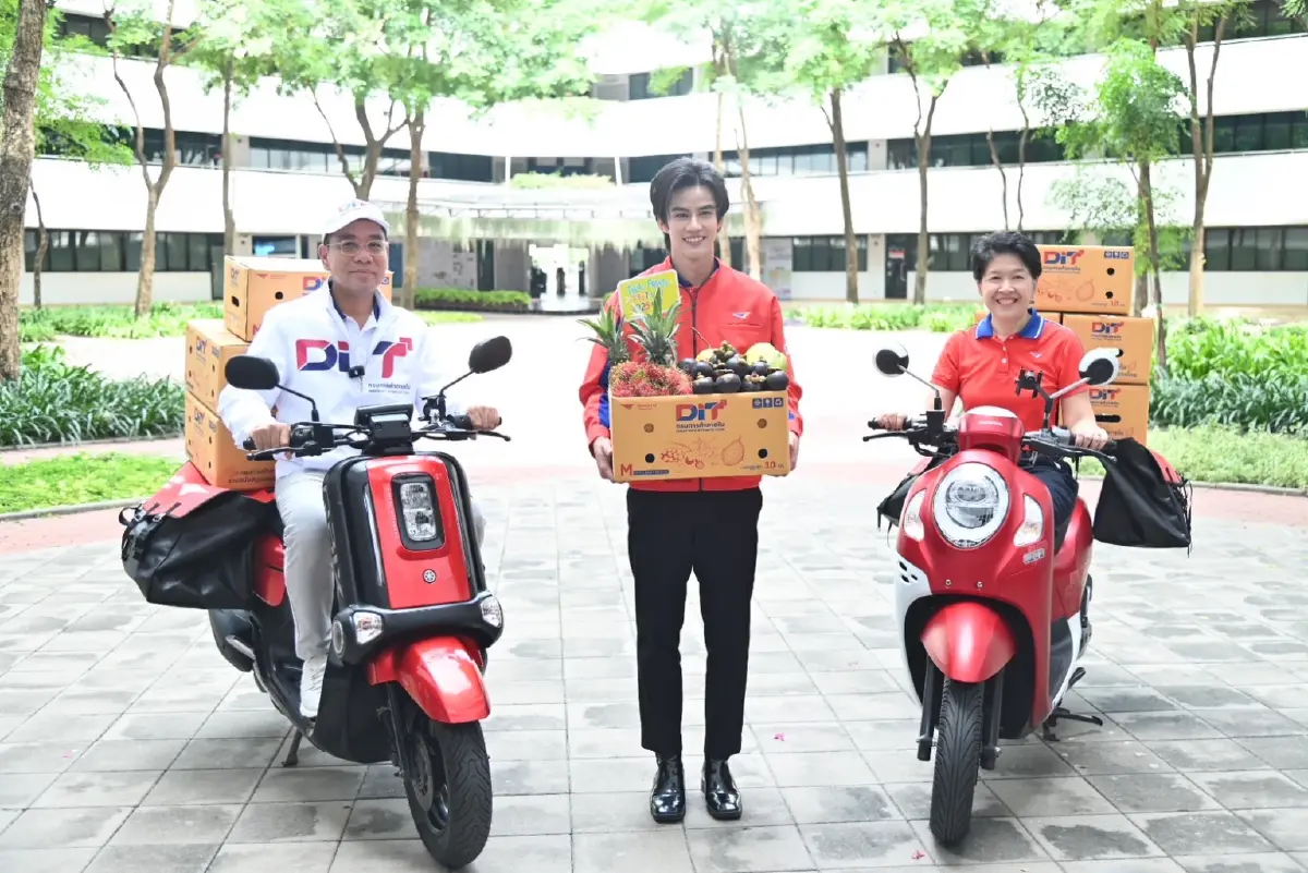“พาณิชย์” เร่งกระจายผลไม้ กว่า3,000 ตัน สู่ตลาดในประเทศ