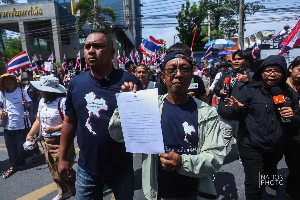 'สถานทูตกัมพูชา' วันนี้ คปท. แสดงจุดยืน หนุนทหารไทยป้องพื้นที่พิพาท