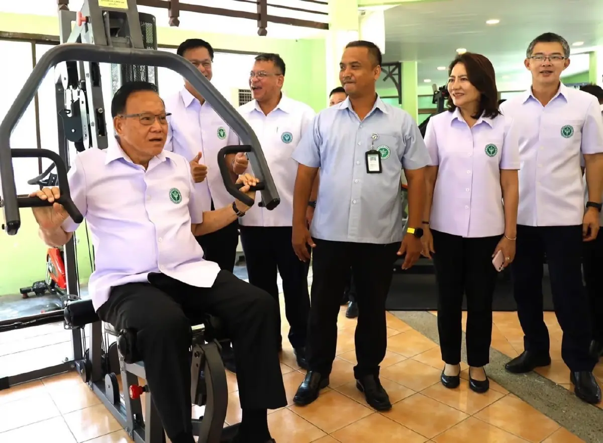 บ้านใหญ่ \'ท่าตะโก\'  โตเร็วใต้เงา \'ชาดา-สันติ\'