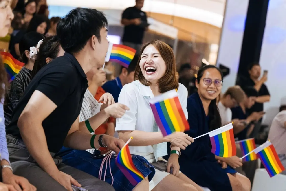 ควีนคริสติน่า เตรียมร่วมฉลอง Pride Month ในงาน Canvas of Pride
