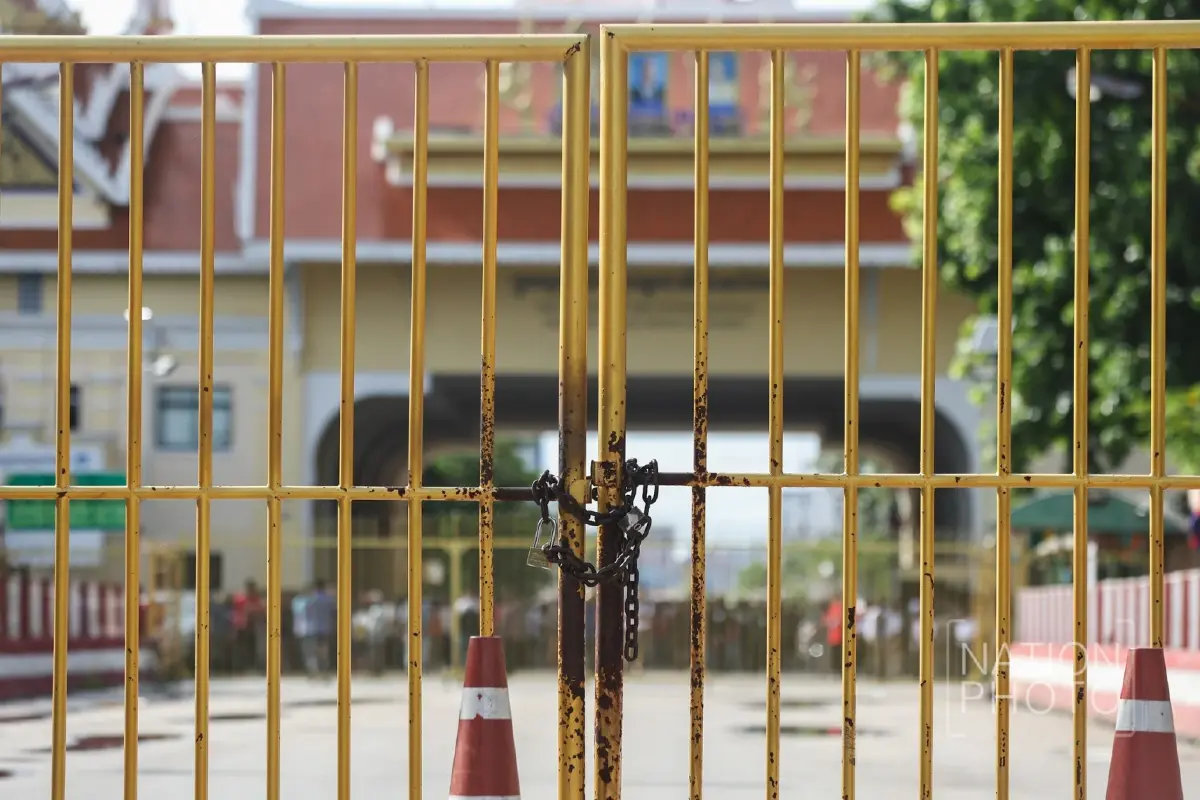 ปิดแล้ว ปิดด่านบ้านคลองลึก ห้ามคน รถผ่านเข้าออก คุมชายแดนสระแก้ว