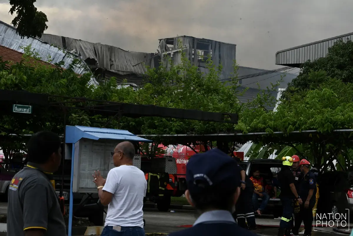 อัปเดต! เหตุไฟไหม้โรงงานทิชชู สระบุรี เร่งค้นหา 10 ผู้สูญหาย