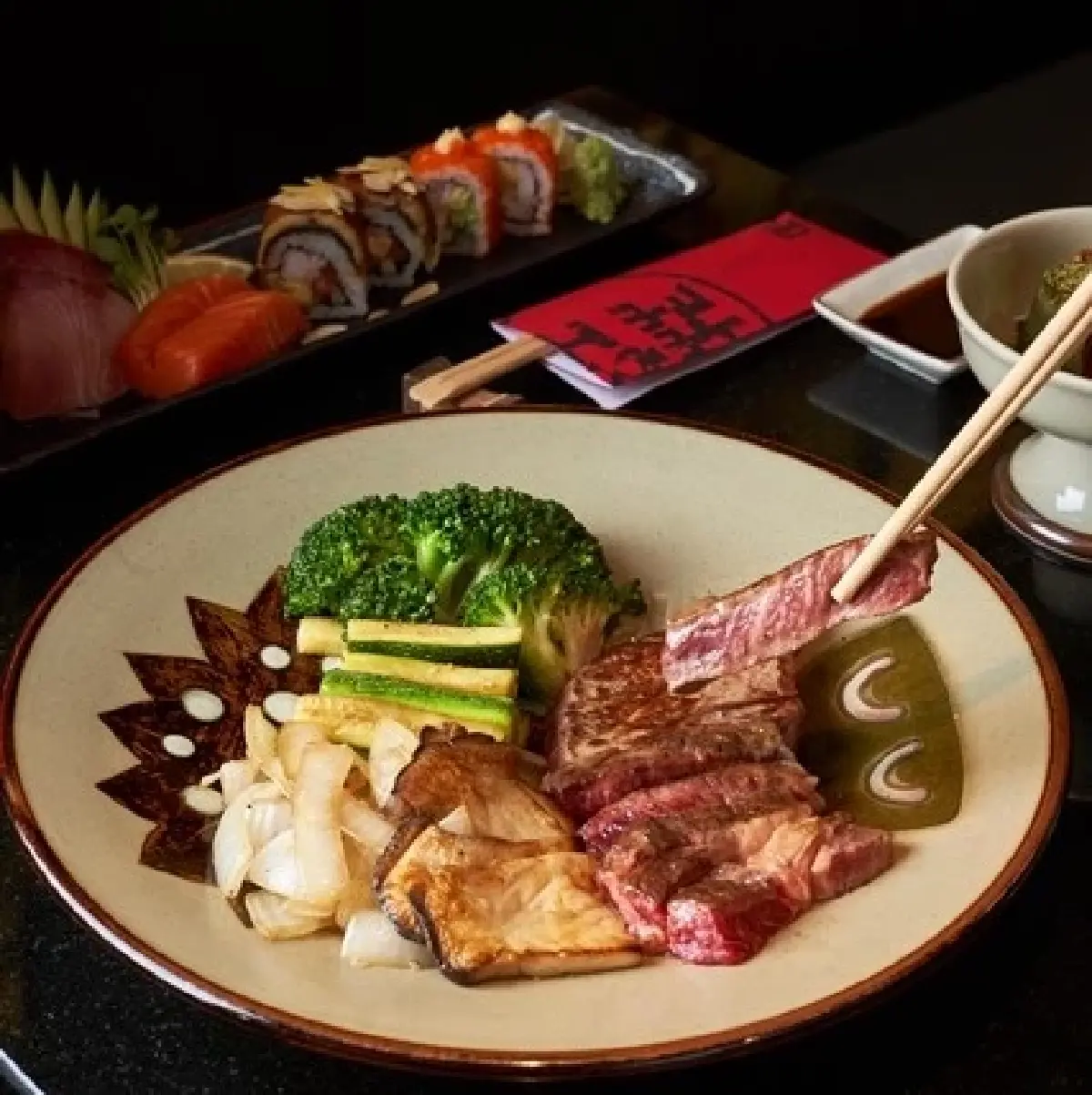 ‘บุฟเฟ่ต์อาหารญี่ปุ่น’ สไตล์เทปันยากิ ที่ เบนิฮานา (Benihana)