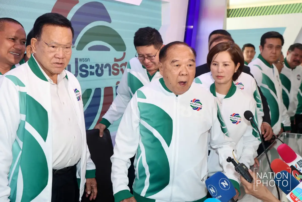‘พล.อ.ประวิตร’ ลั่นไม่ร่วมรัฐบาล หลังมีแกนนำติดต่อ จี้นายกฯ ลาออก