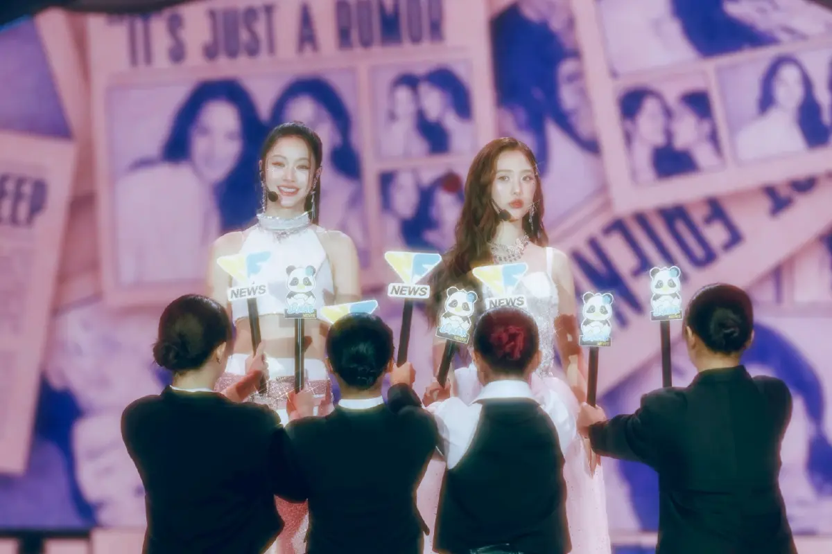 'BLUSH BLOSSOM FAN FEST' 10 สาว 'GMMTV' เสิร์ฟโชว์ 2 วัน ติดเทรนด์โลกอันดับ 1