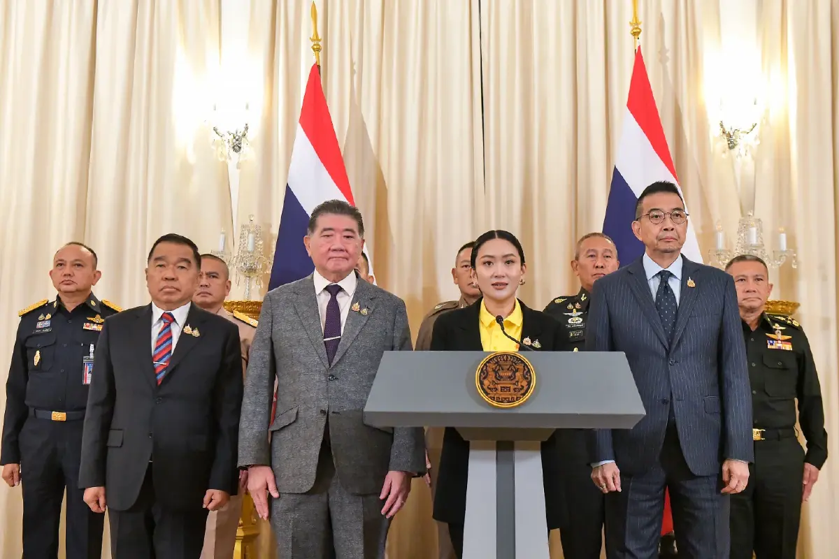 'เพื่อไทย'ไปต่อ ผนึก 10 พรรค สกัดเกมจับขั้วใหม่ ทิ้ง'ภูมิใจไทย' ไว้ข้างหลัง