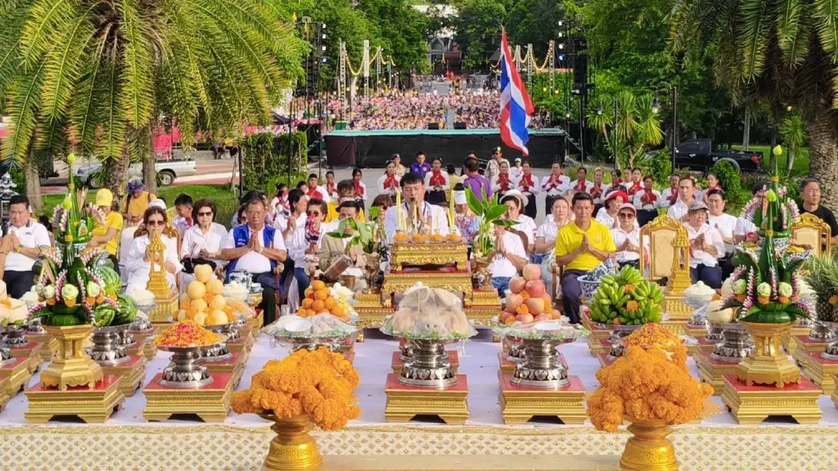 ‘ชัยวุฒิ’ บวงสรวง ‘วีรชนบางระจัน’ ให้ทหารชนะศัตรู รักษาแผ่นดินไทย
