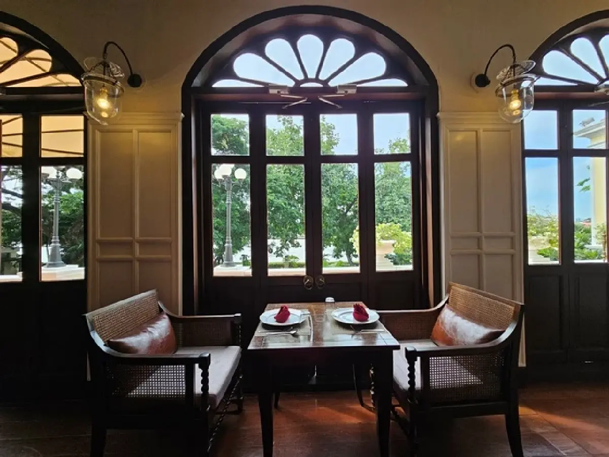 พักกายพักใจ ที่ ‘พระยาพาลาซโซ’ คฤหาสน์แห่งพระยาชลภูมิพานิช