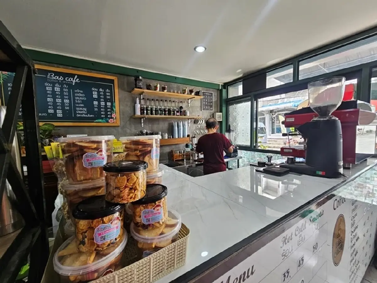 ชี้เป้า คาเฟ่ตึกแถว ‘BAS  CAFE'’ น่าสนใจ อยู่ใน ซอยนวมินทร์ 24