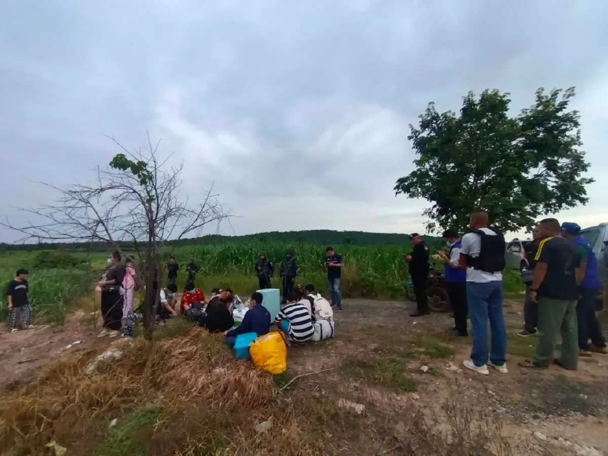 กองกำลังบูรพาจับ 13 คนไทย ลักลอบไปกัมพูชา ช่องทางธรรมชาติ