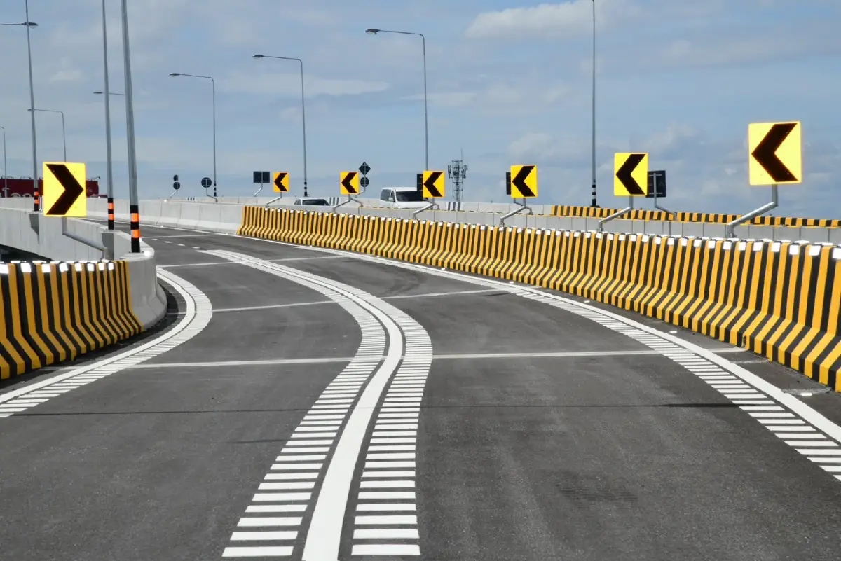 เปิดสะพานข้ามคลองมหาสวัสดิ์ รับจราจรถนนราชพฤกษ์ 1.2 แสนคัน