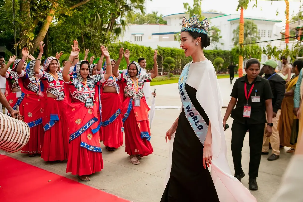 ถ่ายทอดสด ยินดีต้อนรับกลับบ้าน โอปอล สุชาตา Miss World 2025 ของไทย