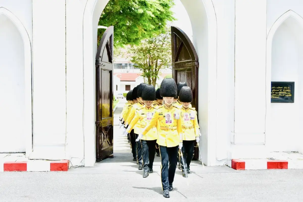 3 เหล่าทัพ ยิงสลุตหลวง 21 นัดเฉลิมพระเกียรติ 'พระราชินี'