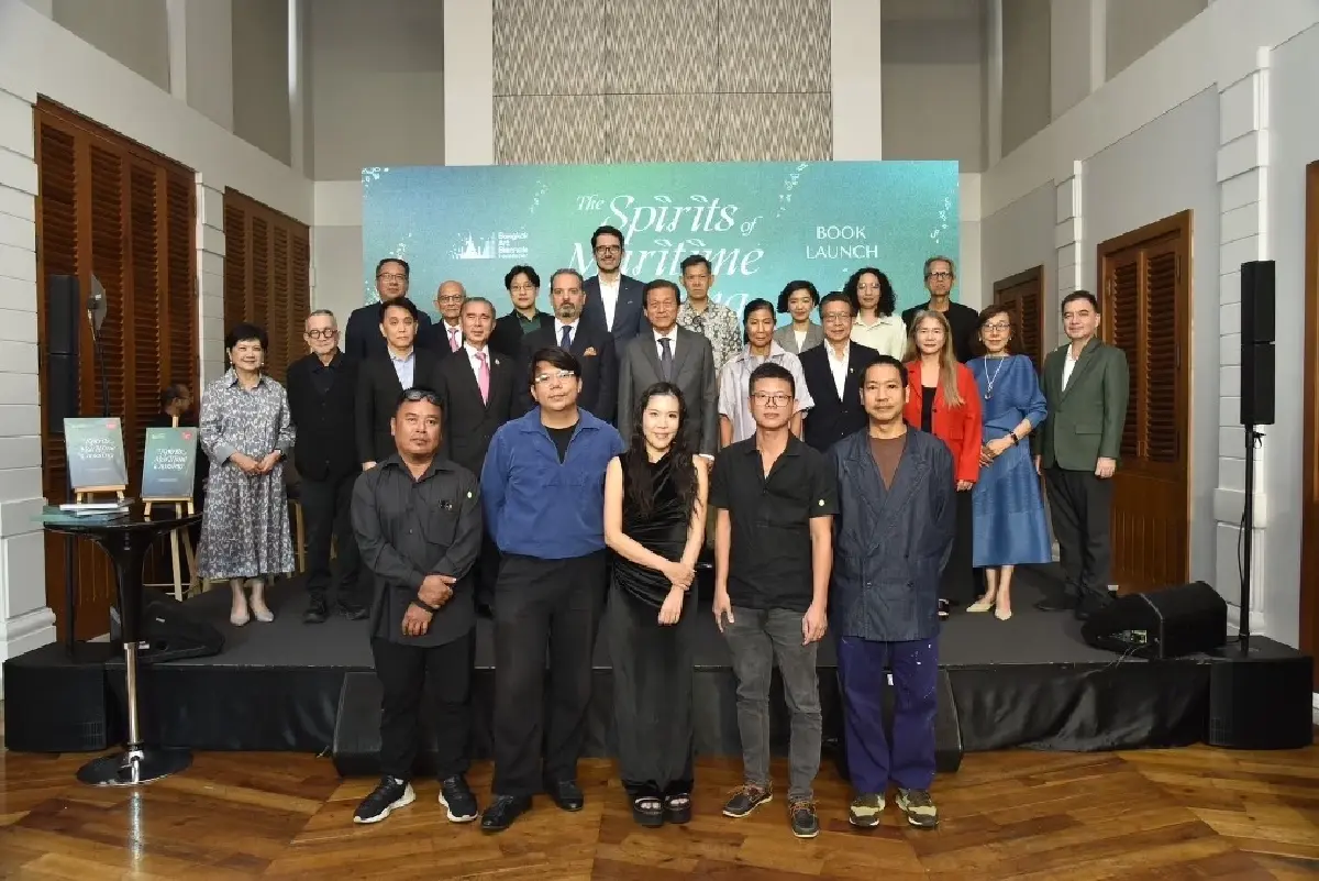 วิญญาณข้ามมหาสมุทร : ศิลปะอาเซียนที่ เวนิส เบียนนาเล่ ฉบับหนังสือ