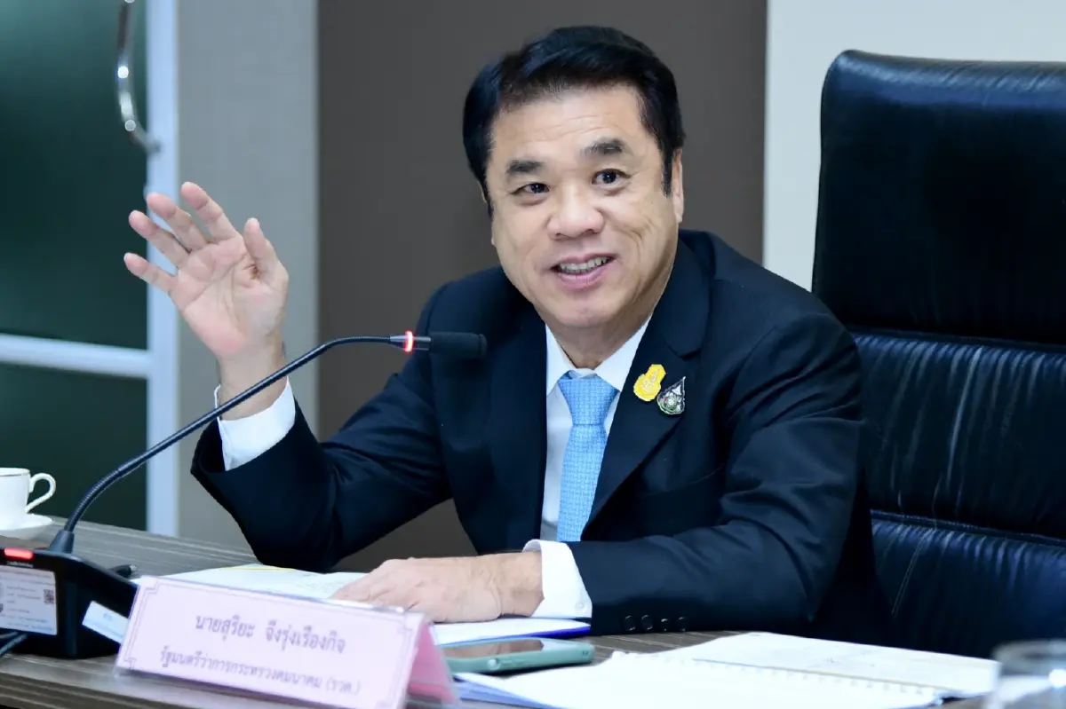 'สุริยะ' เดินหน้า 'รถไฟฟ้า 20 บาท' เปิดลงทะเบียน ส.ค.นี้