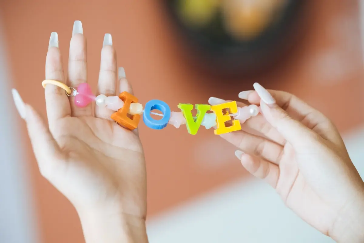 ควีนคริสติน่า เตรียมร่วมฉลอง Pride Month ในงาน Canvas of Pride