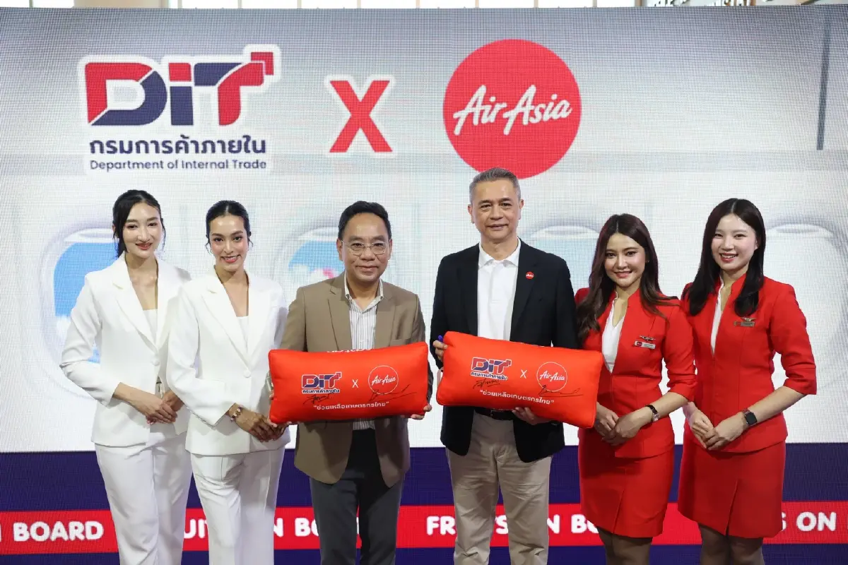 พาณิชย์  ดึง ไทยแอร์เอเชีย ซื้อผลไม้ทำเมนูขายบนเครื่องบิน