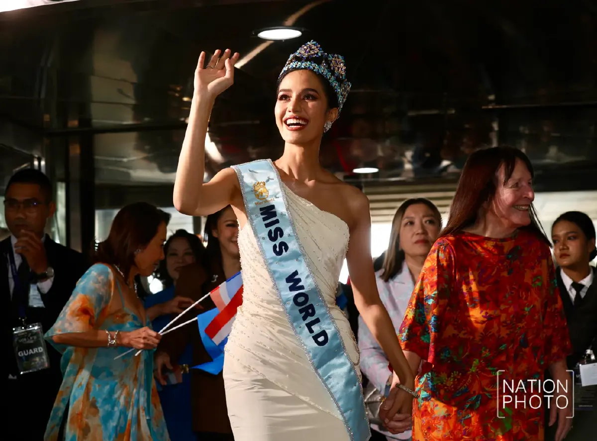 'โอปอล สุชาตา' Miss World 2025 ถึงไทย พร้อมมงฟ้า ฉลองทั่วกรุงเทพฯ
