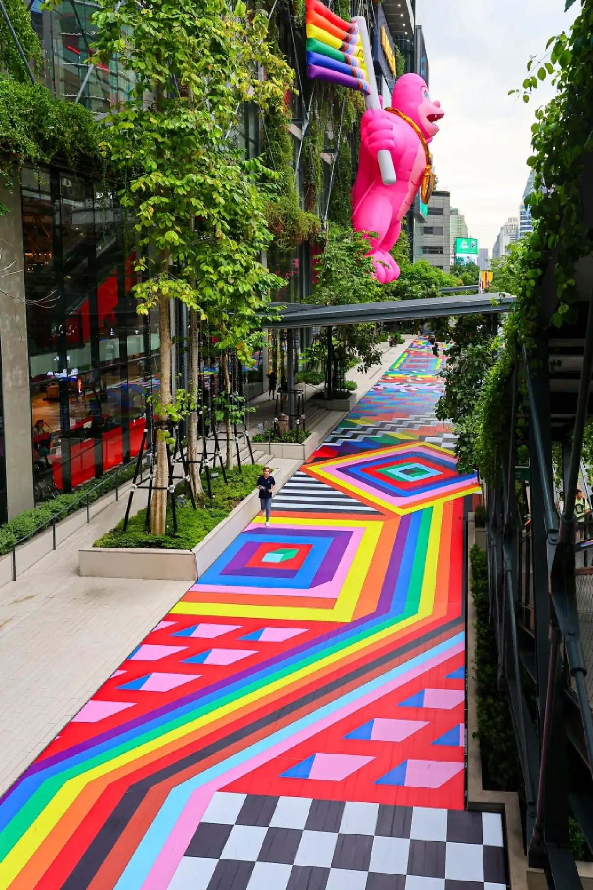 เอ็ม ดิสทริค ฉลอง Pride Month ตลอดเดือนมิถุนายน จัดเต็มกิจกรรม - พาเหรดสีรุ้ง