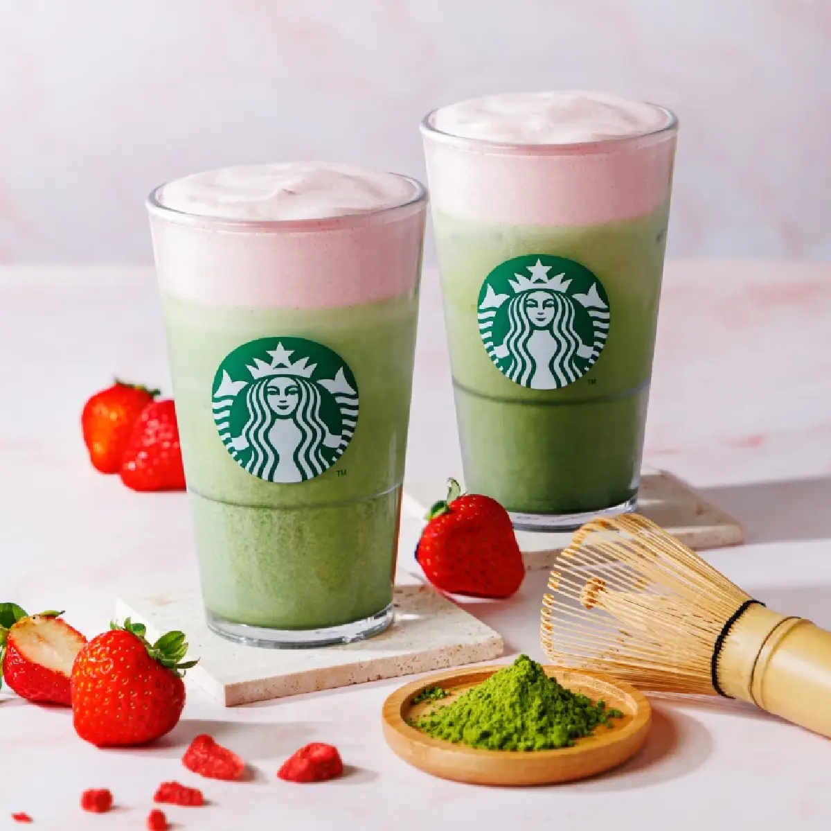 สตาร์บัคส์ \'หั่นราคา\' เมนูชาตลาดจีน จับตาโดดร่วมวง \'สงครามกาแฟ\'!