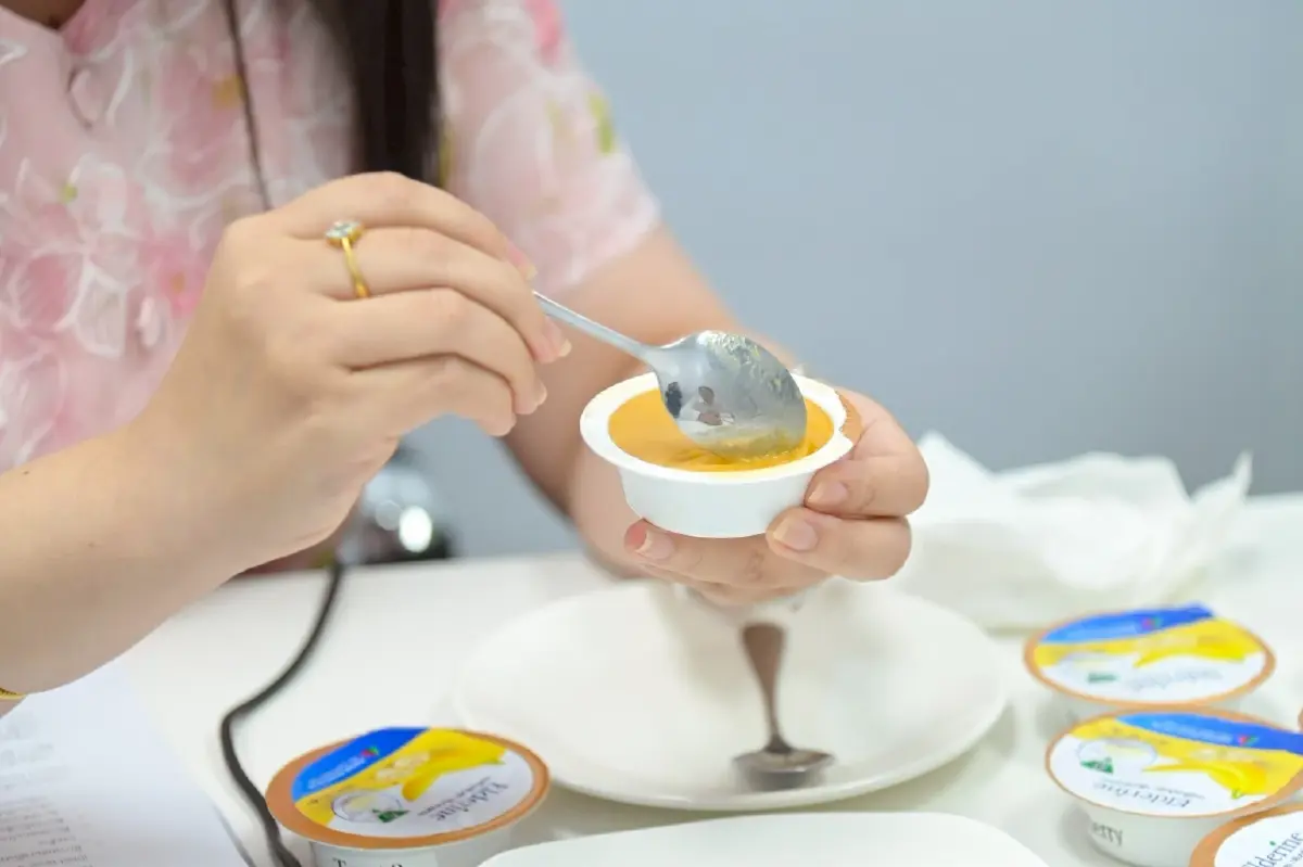 อร่อยง่าย ได้โปรตีน! \'เจลลี่พุดดิ้ง\' จุฬาฯ ตัวช่วยสูงวัยเคี้ยว กลืนลำบาก