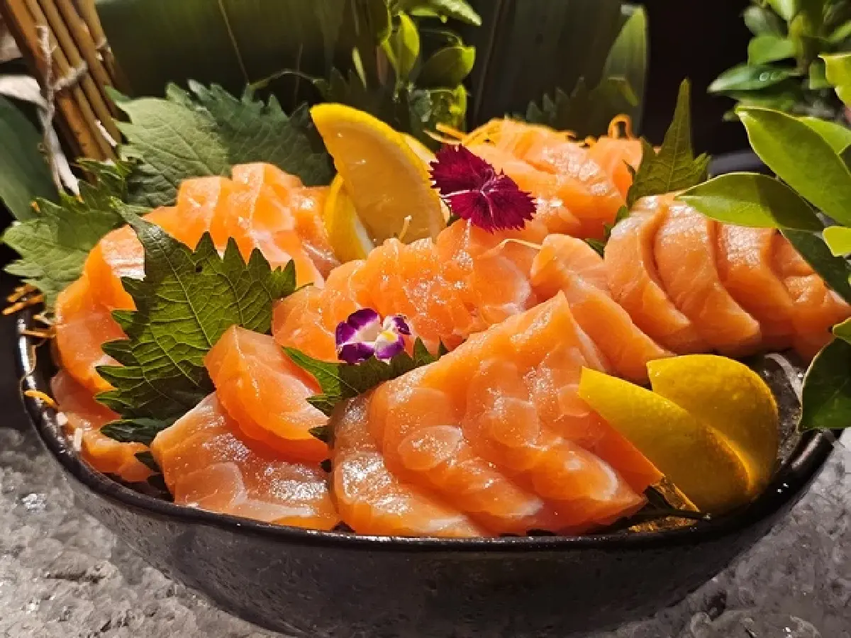 ‘บุฟเฟ่ต์คืนวันเสาร์’  Saturday Dinner Buffet ที่ W Bangkok Hotel