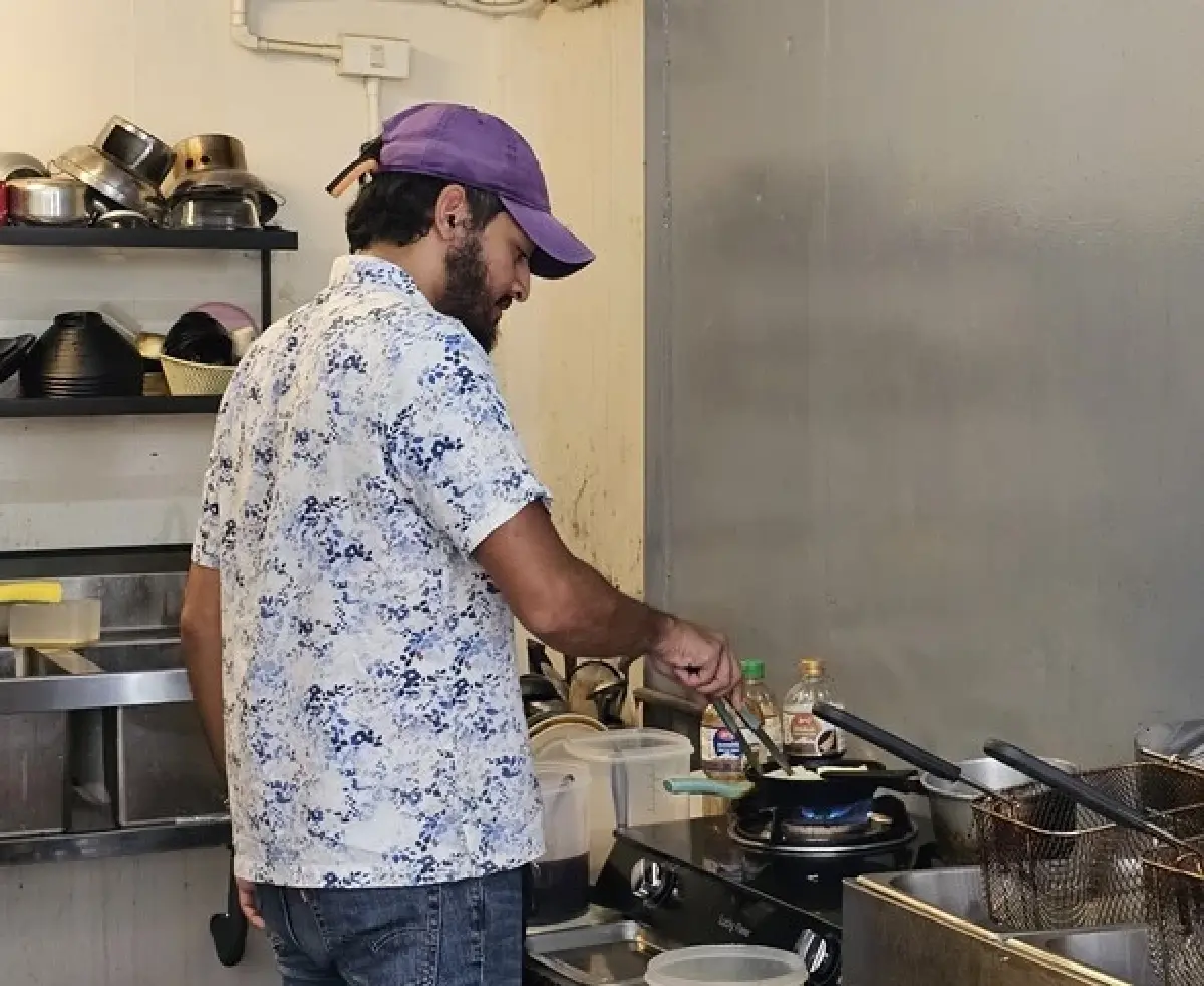 ‘มาม่าต้มยำกุ้ง’ ที่ร้าน ‘มันนาคาเฟ่’ แซ่บ จนต้องขอสูตร